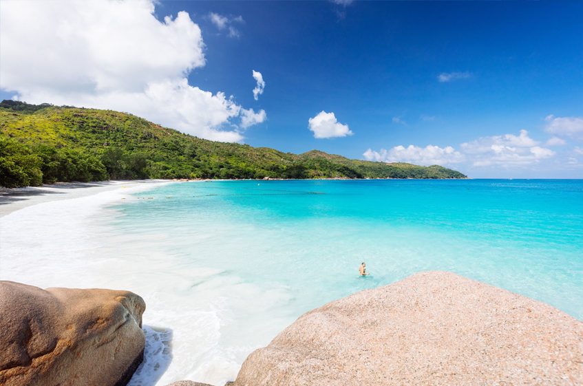 Picture of a beautiful day on the Anse Lazio in Seychelles